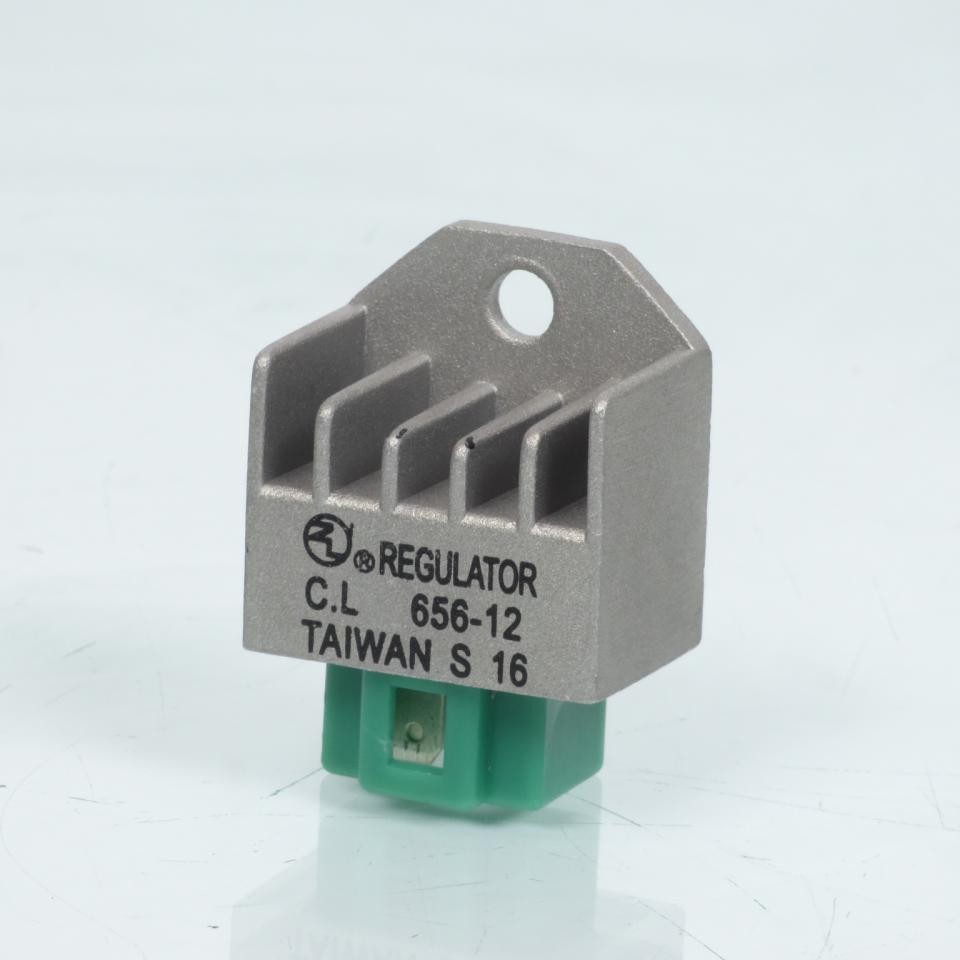 Régulateur redresseur MBK 50 Mach-G pour résoudre les pannes de batterie