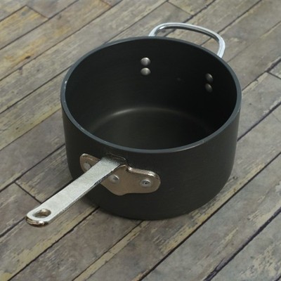 CALPHALON Hard Anodized Aluminum 8703 1/2 Sauce Pan 3.5 Quarts (No Lid)