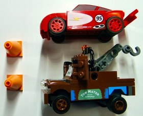 LEGO Cars: (8201) Radiator Springs Classic Mater & (8200) Lightning McQueen
