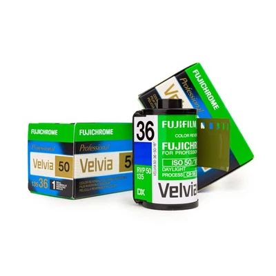 3 Films Fujifilm Velvia 50 RVP 135 35mm Diapositives Couleur - Photo 1/2