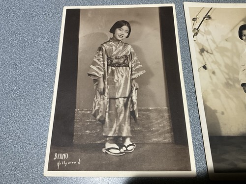 Bruno Hollywood 1940’s 2 Original Studio Photos Japan Japanese Girl - Picture 2 of 9