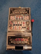 Slot Machine– Las Vegas Slot Machine with Casino Sounds, Flashing Lights, Gift