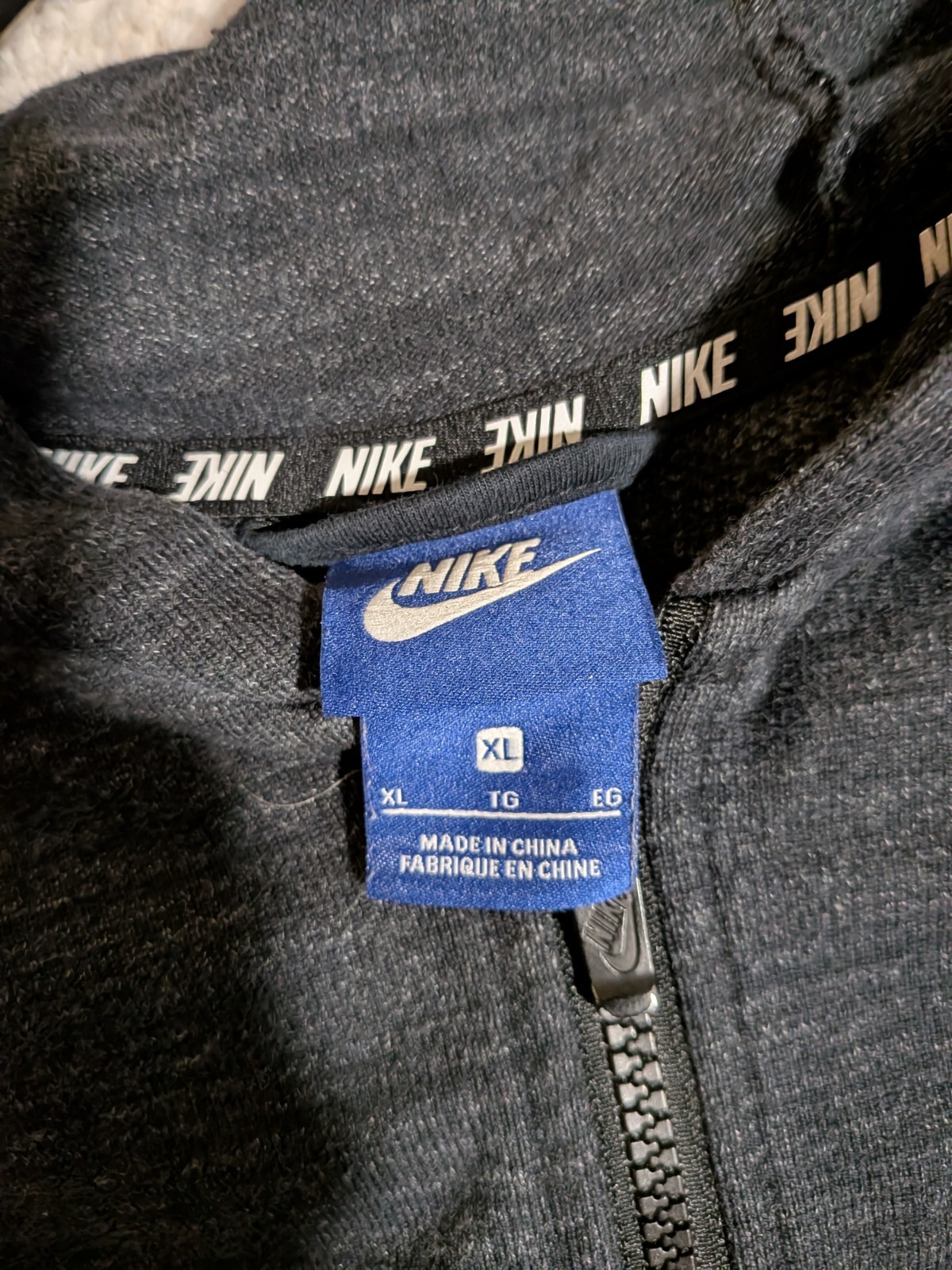 Nike Sportswear Full-Zip Hoodie in dark charcoal heather gray, size XL ...