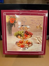 Three-Tiered Tray - Silver Plated (Ideal for hors d'oeuvres or desserts)