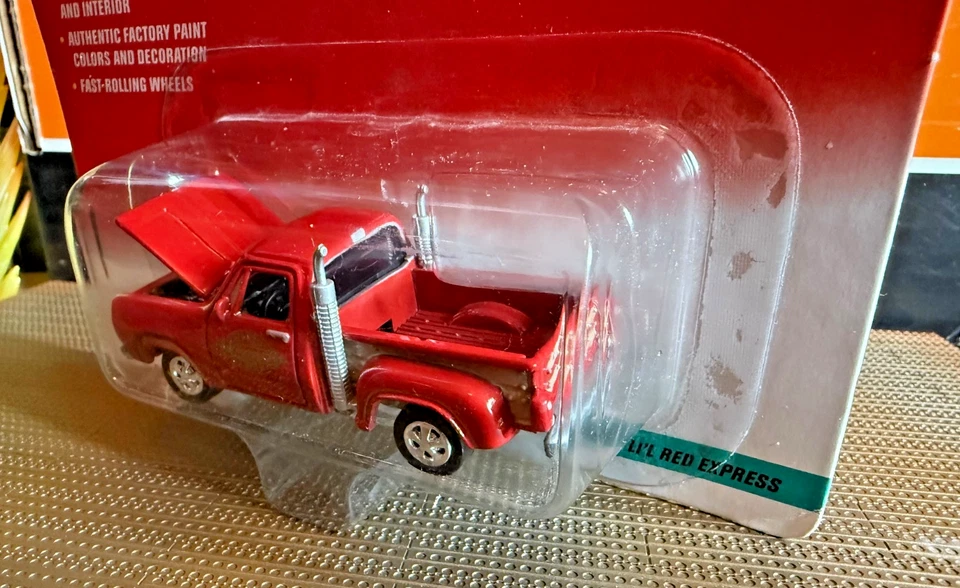JOHNNY LIGHTNING DODGE D-150 1978 LI´L RED EXPRESS PICKUP TRUCK SUPER 70´S NEW - Image 3 of 4