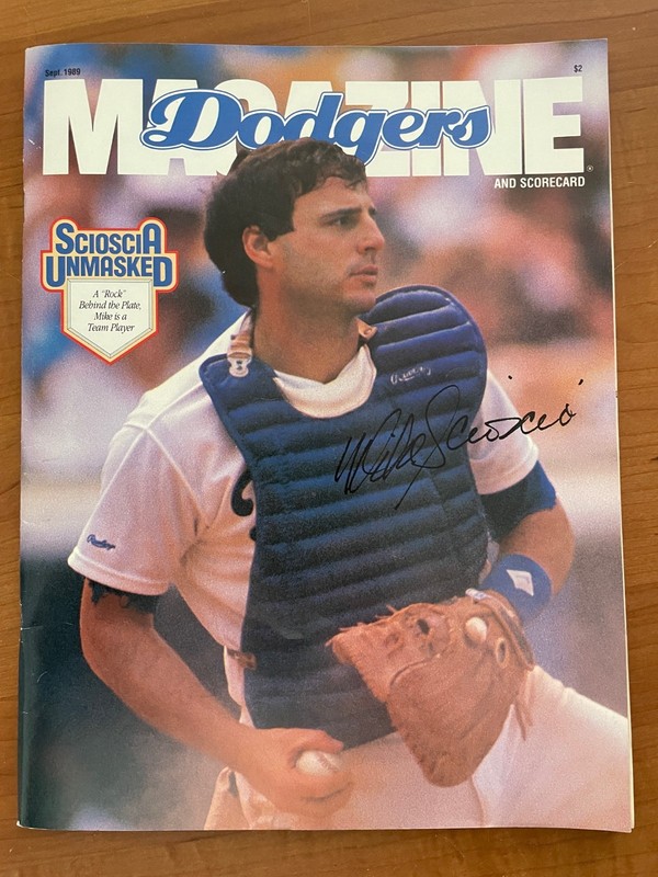 LA Dodgers Magazine & Scorecard September 1989 Mike Scioscia Cover Program MLB