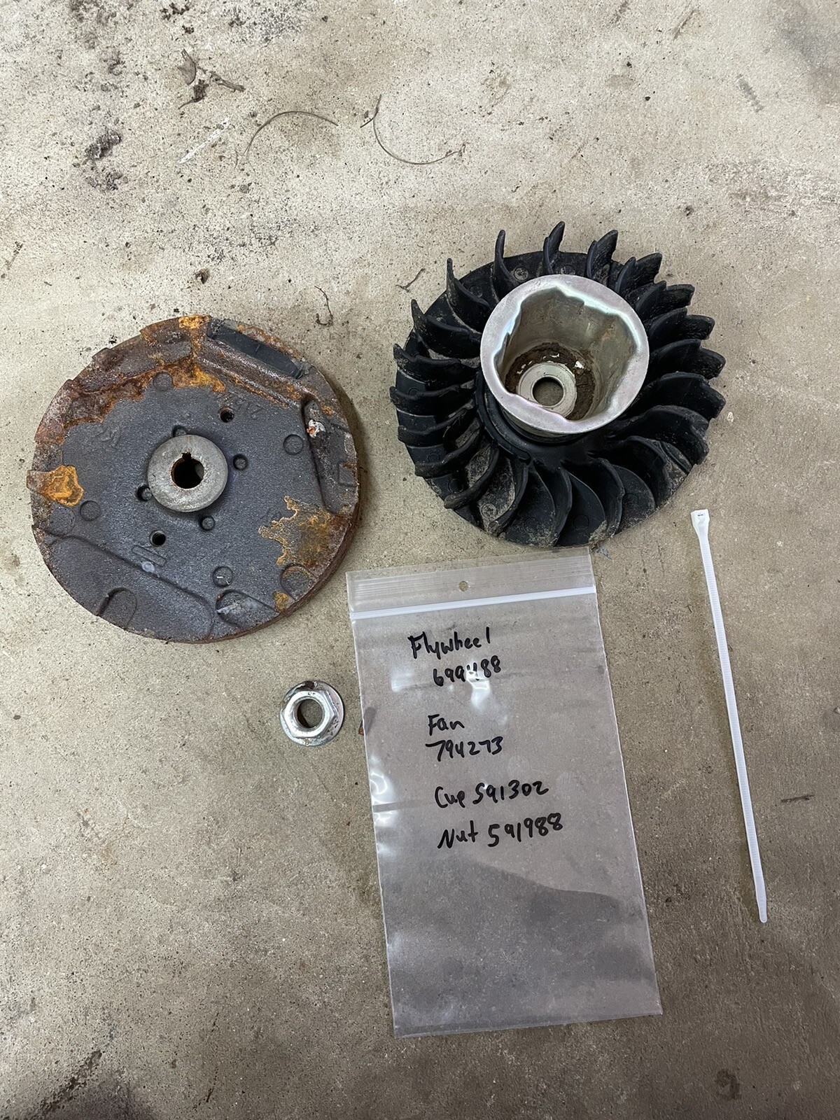 Briggs & Stratton Flywheel 699488 794273 591302 591988 | eBay