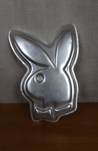 Vintage Wilton Playboy Bunny Party Pan Aluminum Cake Baking Mold 502-2944 Korea