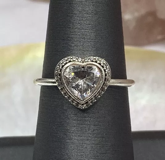 Pandora sparkling love heart ring deals