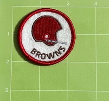 RARE CLEVELAND BROWNS NFL FOOTBALL VINTAGE PATCH 2.25  