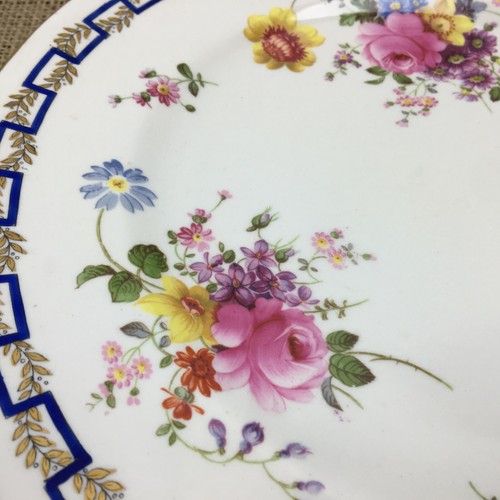 ROYAL CROWN DERBY CHINA "SPRING" GREEK KEY DINNER PLATE-26.5cm - Picture 4 of 7
