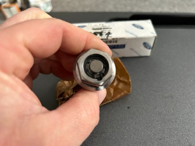 Genuine Ford Timing Gear Oil Valve 2090584 for sale online | eBay 