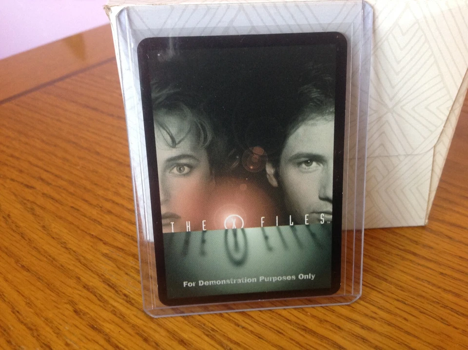 X-Files CCG Fox Mulder GenCon Promo Card - Image 3 of 3
