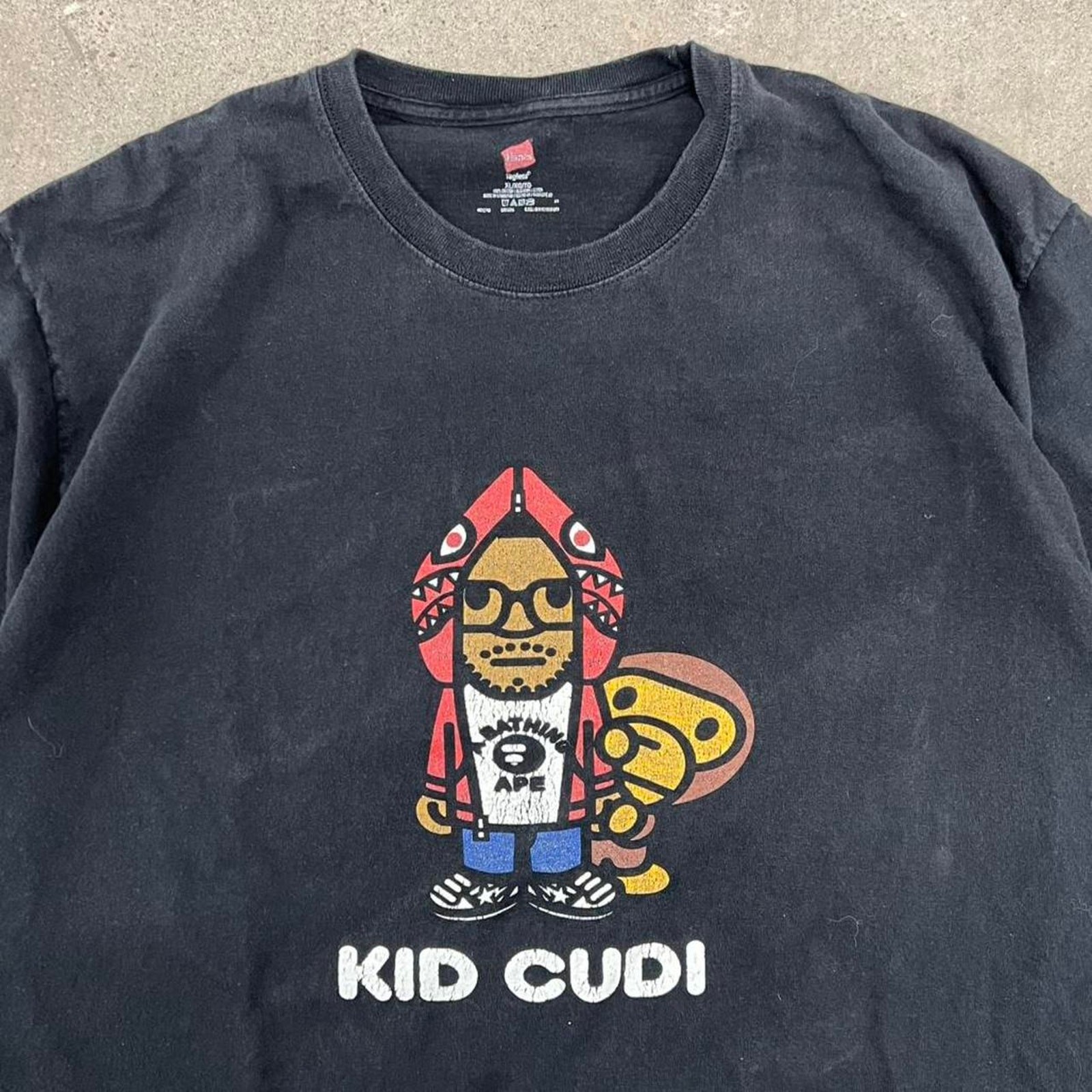 Vintage Y2K  BAPE Kid cuff baby Milo shirt XL skate streetwear