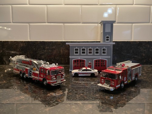 Code 3 Custom Columbus Ohio Division Of Fire Engine 10, Ladder 2, and ...