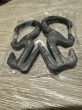 2 Pack Figure 9 Carabiner