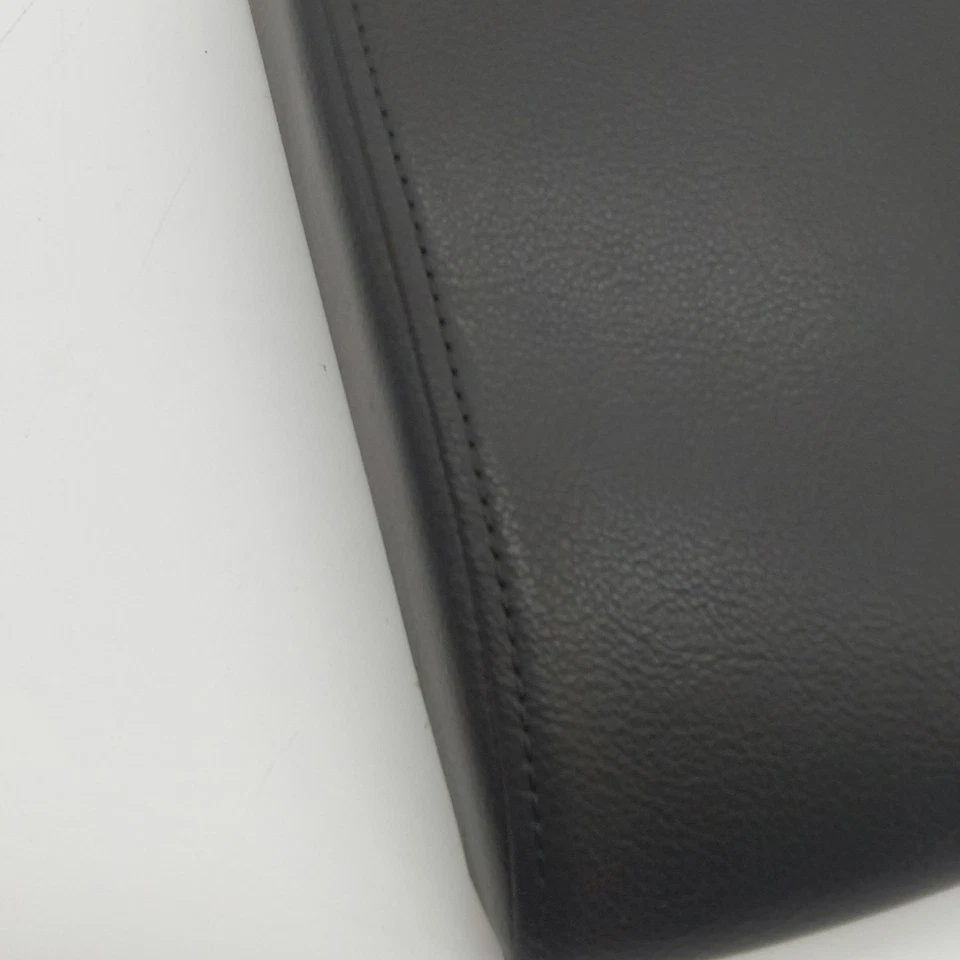 Volkswagen Tiguan 2009-2017 OEM reposabrazos consola central tapa cuero negro Foto 2 de 4