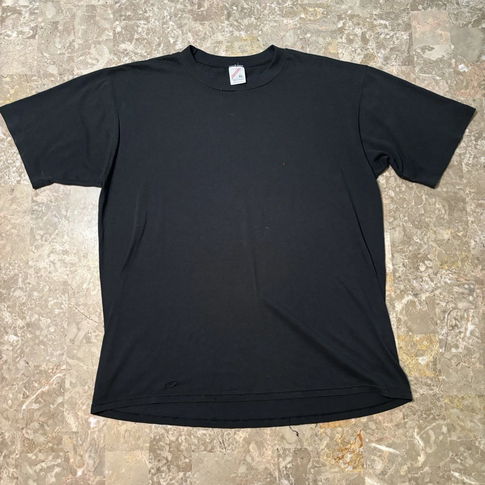Винтажная тонкая футболка из бумаги мужская размер XL черная искусственно состаренная джерси с коротким рукавом сделано в США 90-е - Изображение 4 из 4