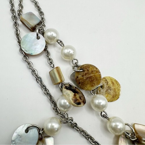 Premier Designs COASTAL Shell mother of pearl Necklace Vinatge VTG Silver tone - Picture 6 of 13