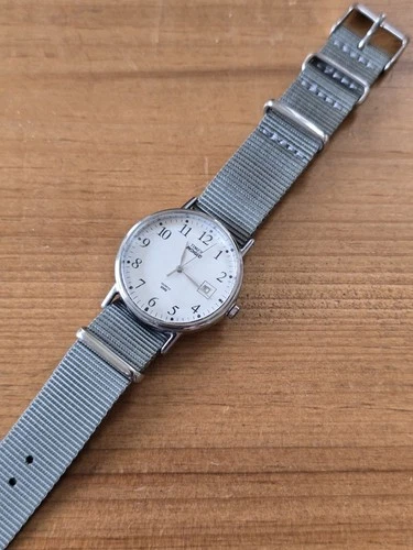 Vintage Timex Indiglo Men’s Watch - NATO Strap - New Battery!!