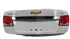 2011-2016 Chevy Cruze Rear Trunk Hatch Assembly White W Camera Latch Scratch 2011-2016 Chevy Cruze Rear Trunk Hatch Assembly White W Camera Latch Scratch