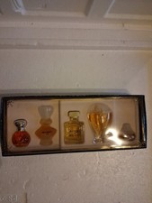 Coffret De Miniatures De Parfums