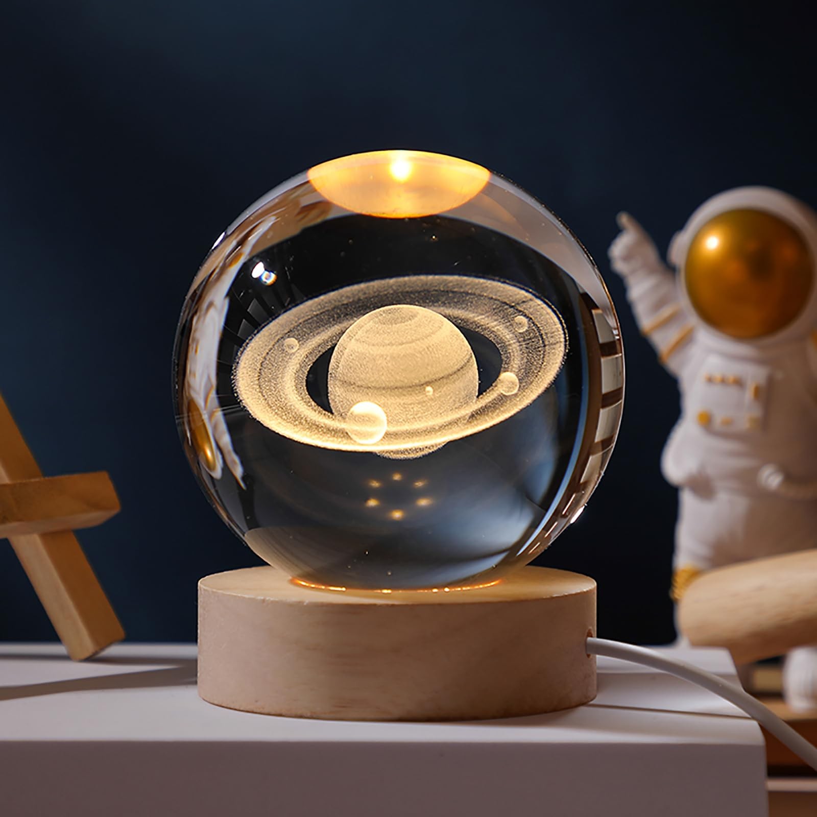 Planète 3D veilleuse magique pour créer une ambiance douce dans la chambre