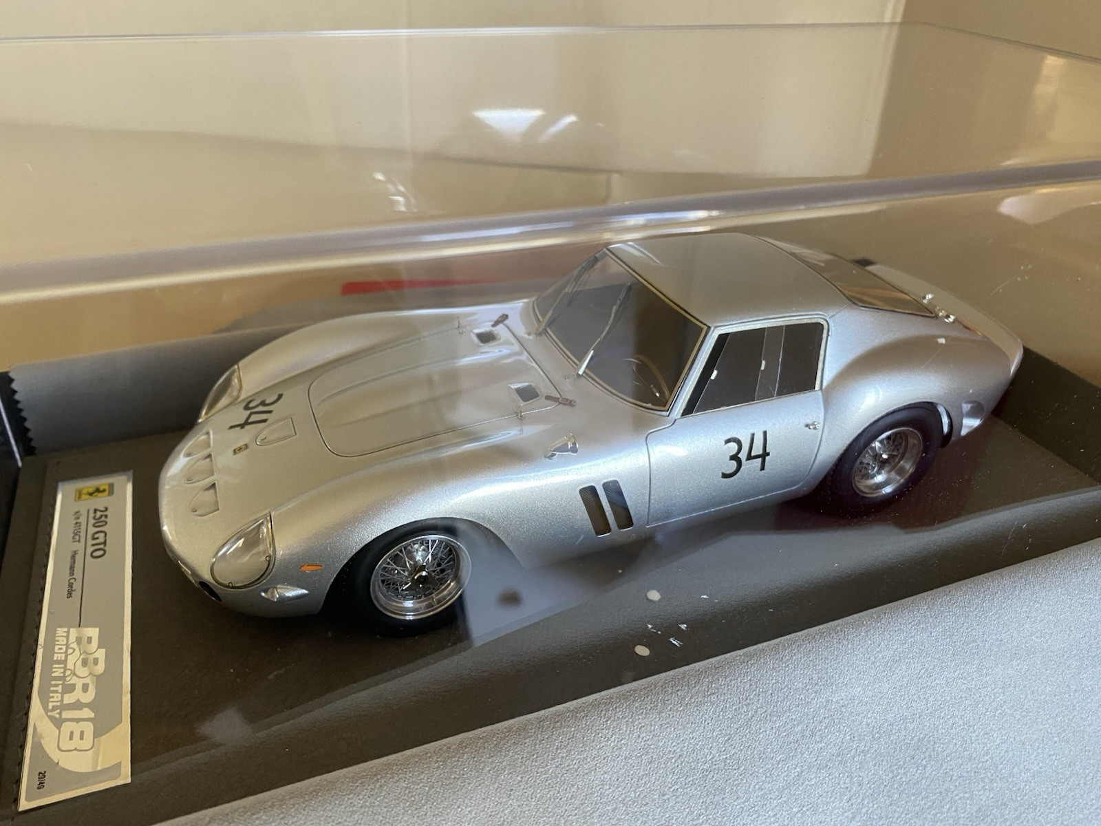 BBR 1/18 Ferrari 250 GTO 1962 4115GT #34 DEFECT: No miniature figure .