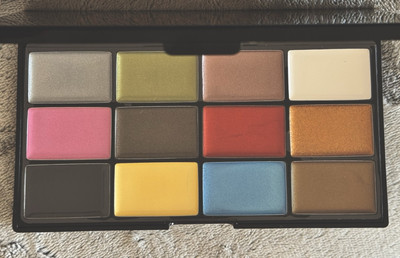 Revolution Creator Revolution SFX Metallic Face Paint Palette