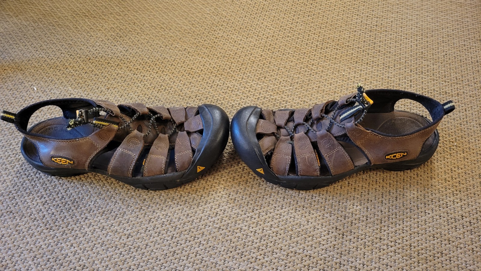 Sandali impermeabili Keen Newport uomo taglia 11 12W pelle marrone bisonte escursionismo