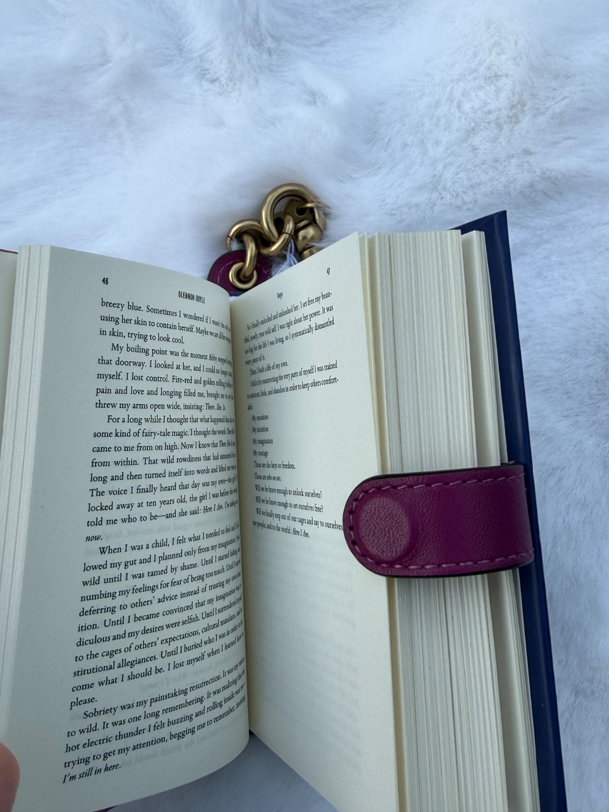Coach - Untamed Book Bag Charm CFK44 NWT 📖✨ Glennon Doyle NYT #1 Best Seller image 4