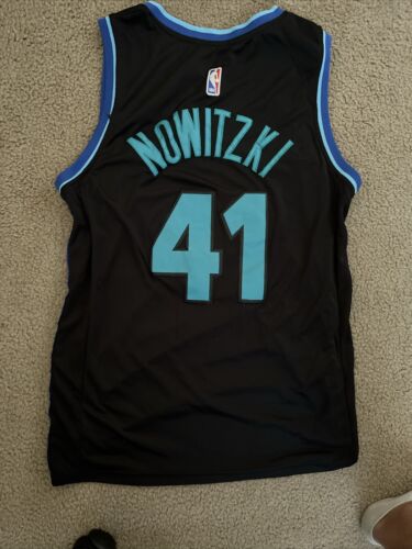 Dirk Nowitzki Dallas Mavericks Nike City Edition Swingman Jersey Men's SZ 52 - Picture 9 of 12