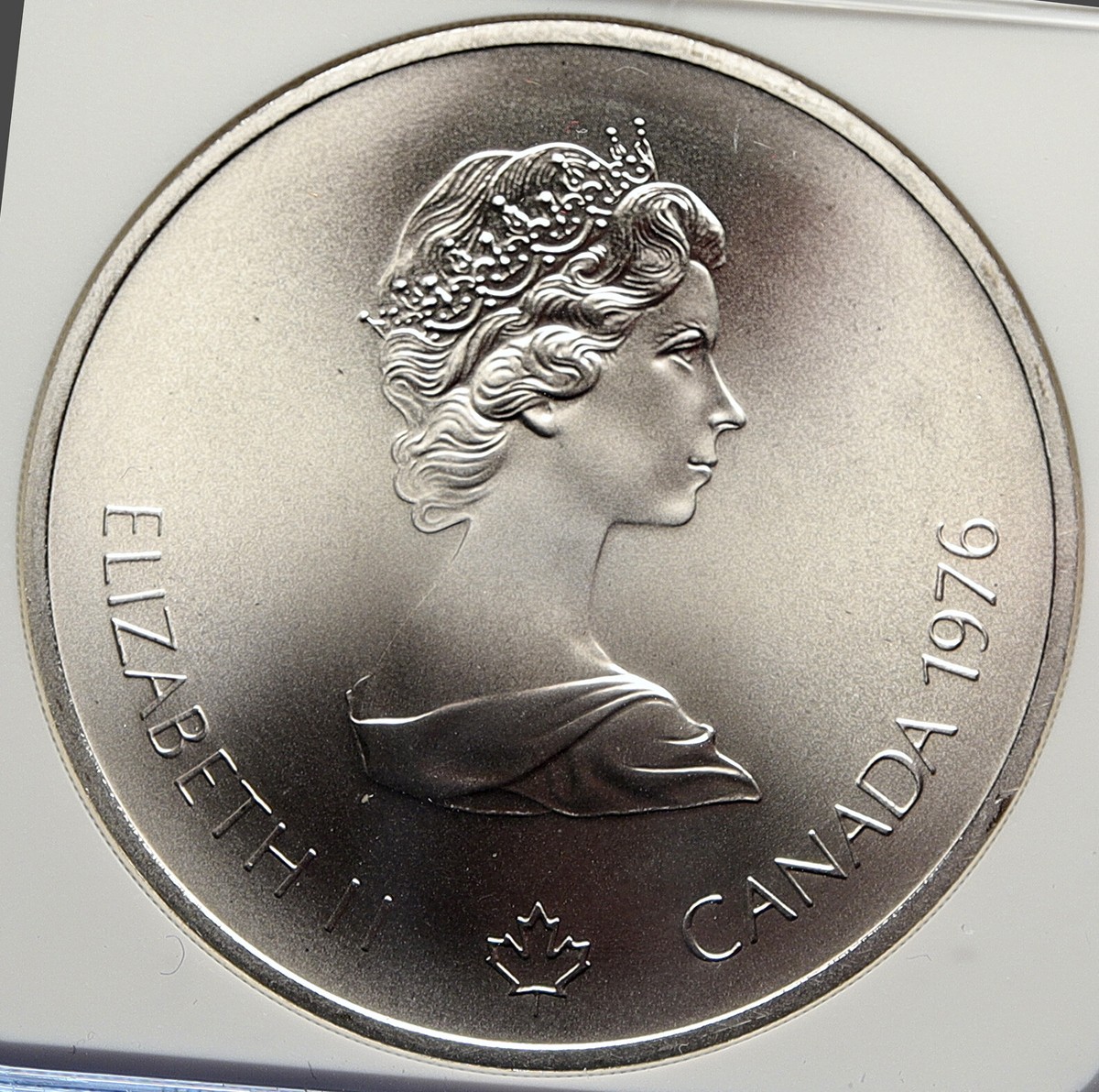 1976 CANADA Elizabeth II Olympics Montreal HOCKEY BU Silver $10