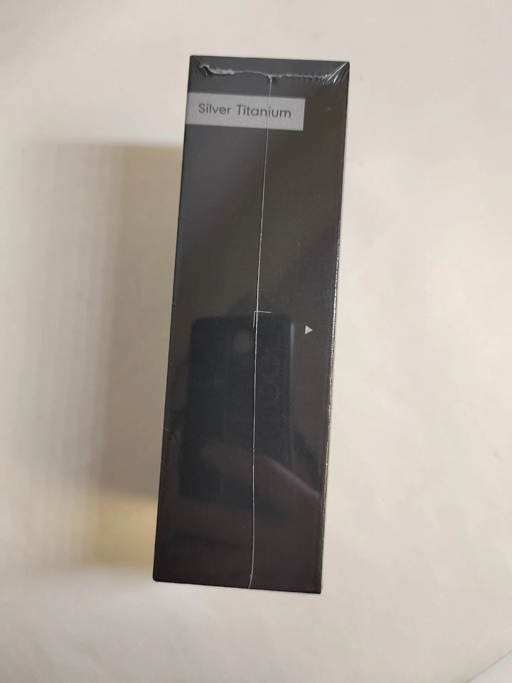 New&Sealed Samsung Galaxy S7 edge G935F (Global Versions) Unlocked - Image 3 of 4