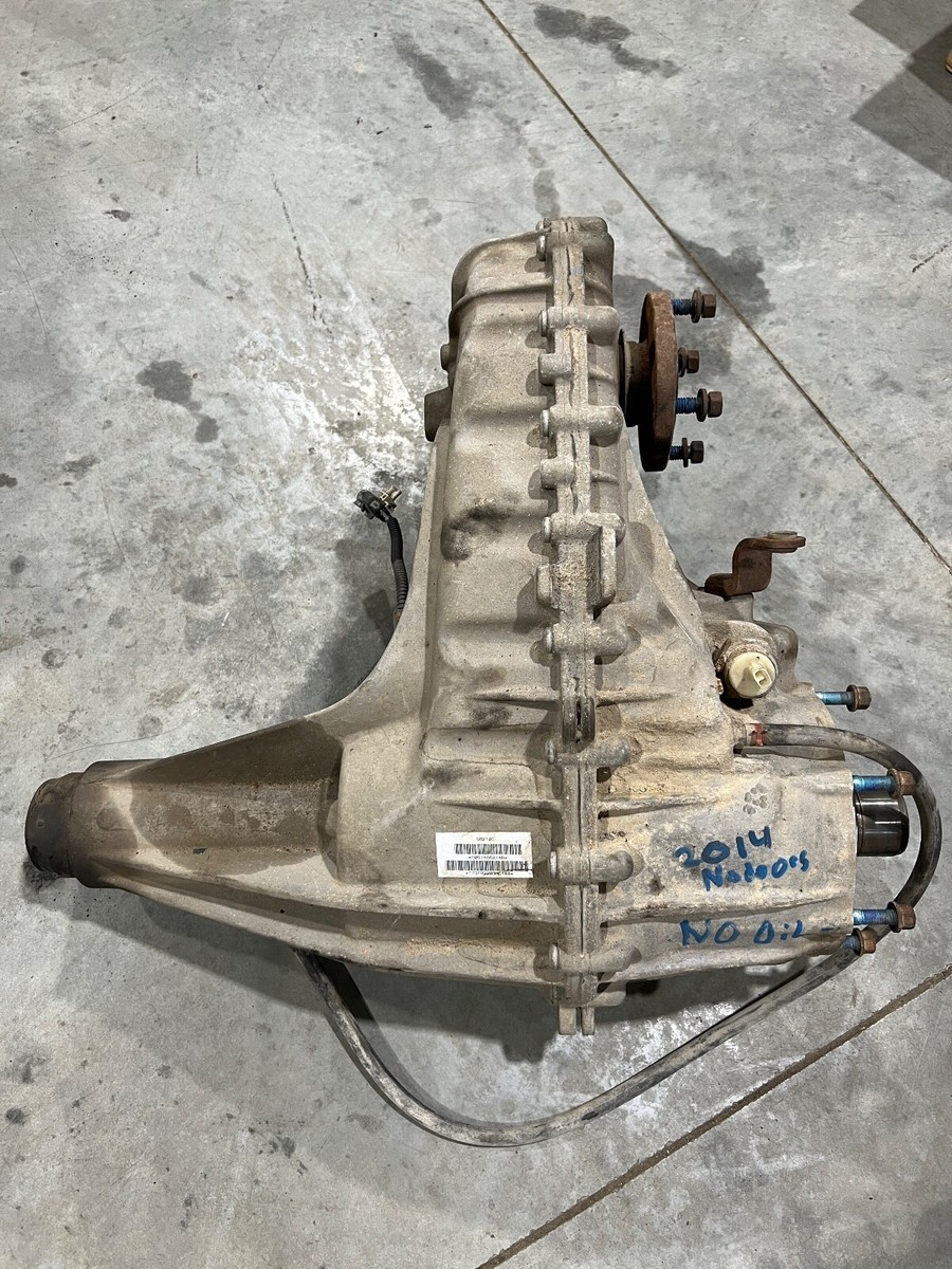 GMページ GMC GM Genuine Parts Body Wiring Harness Junction Block