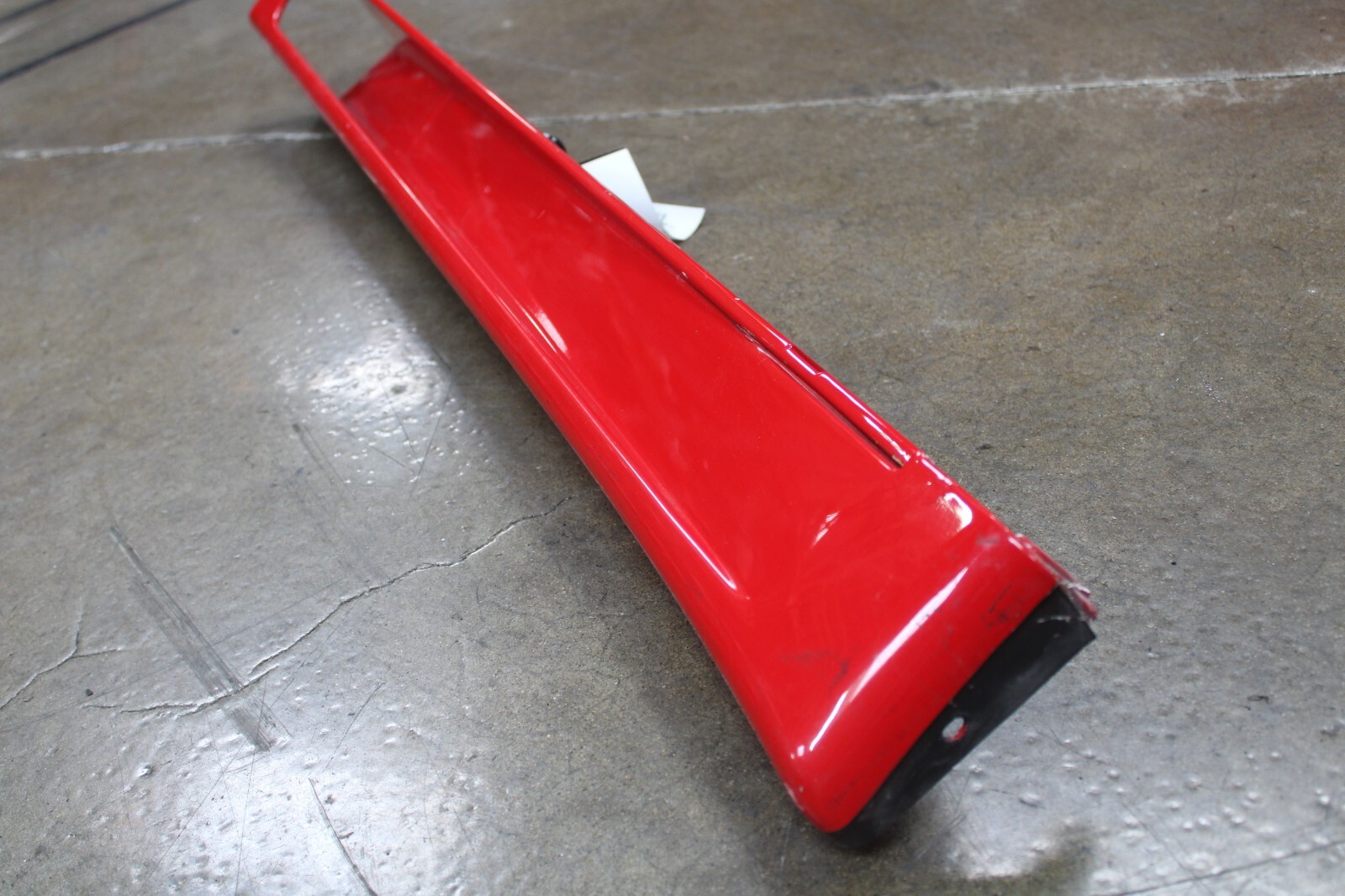 Ferrari 348, RH, Right, Rocker Panel, Cracked, Used, P/N 62065900