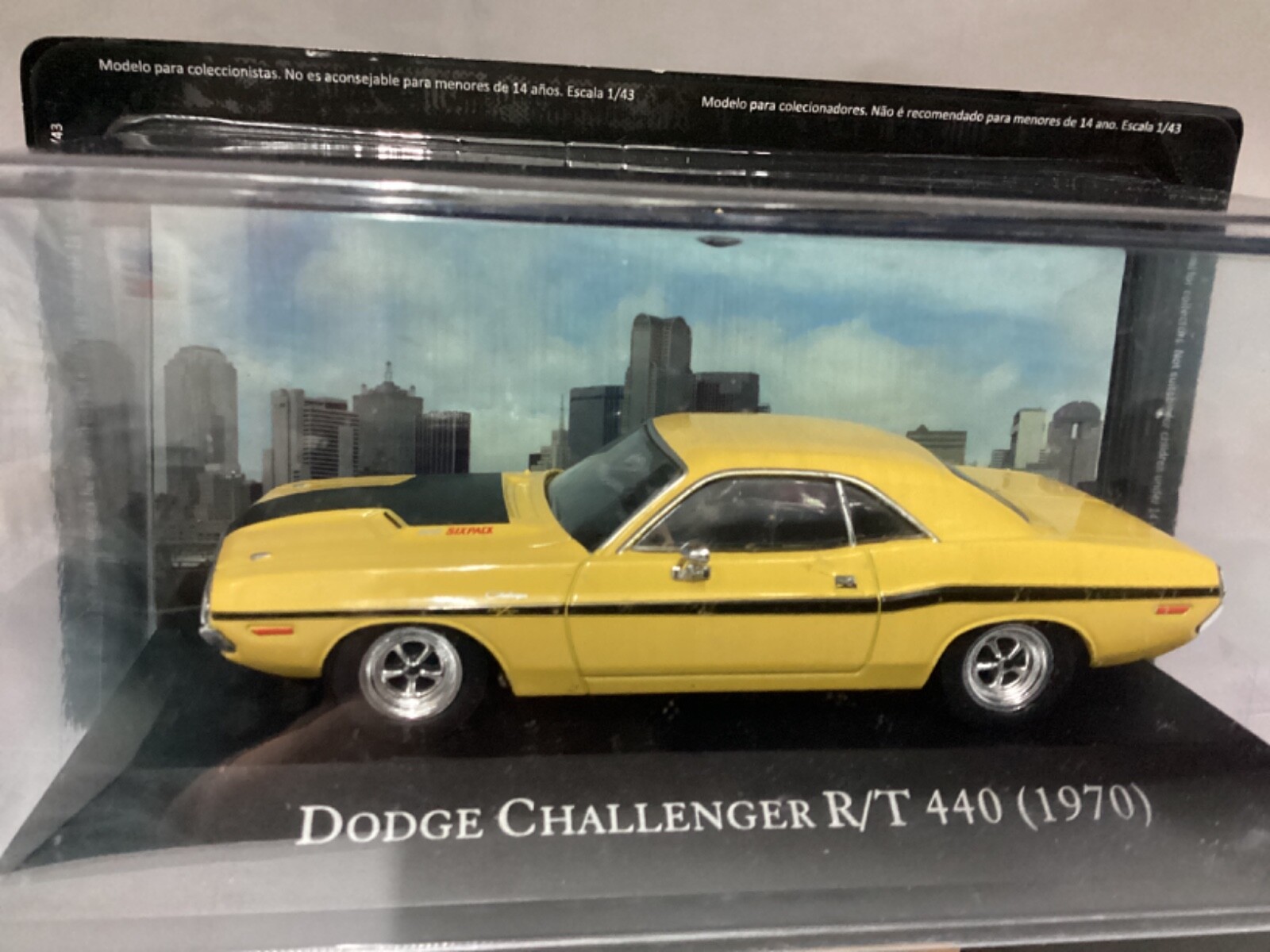 American Cars Dodge Challenger R/T 440, 1970, 1:43, Die-Cast, New in Case