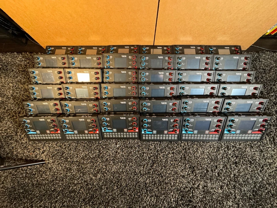 Livemix CS-DUO 2-Channel Personal Monitor Mixer LCD Touchscreen (30+ Available) - Image 4 of 4