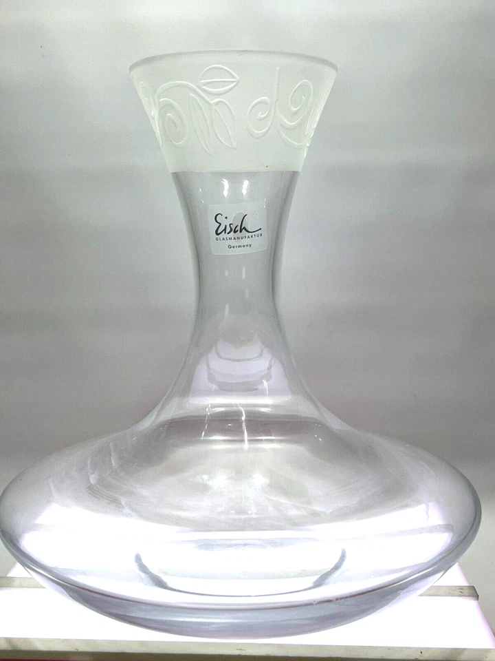 Jarra de vino de cristal de vidrio de hielo grabada con patrón de hoja esmerilada borde 9"x8,5" única Foto 2 de 4