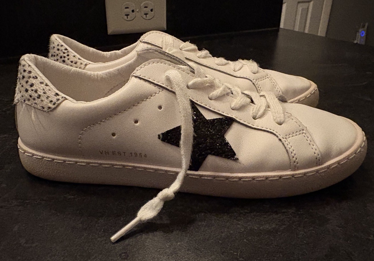 Carla Havana White Sneakers Cheetah Women’s Size 7.5 Trendy Inspired