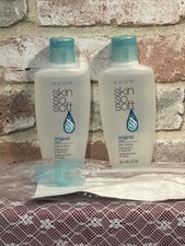 Avon  Skin So Soft  Bath Oil Spray 5 FL Oz 2 Bottles 1 Sprayer Sealed 