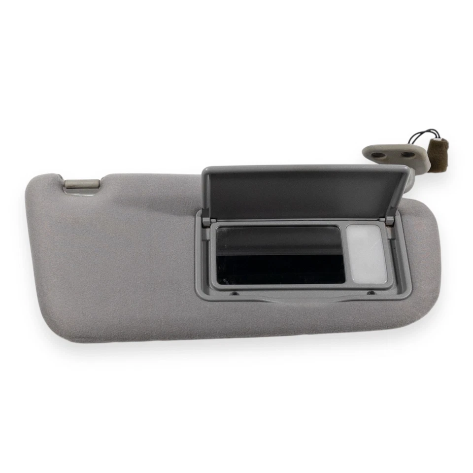 2001-2004 Hyundai Santa Fe Passenger Right Side Sun Visor Lighted Gray - Image 4 of 4