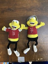 Roots Canada Olympic Honey Nut Cheerios General Mills Bee Plush Dolls 2001