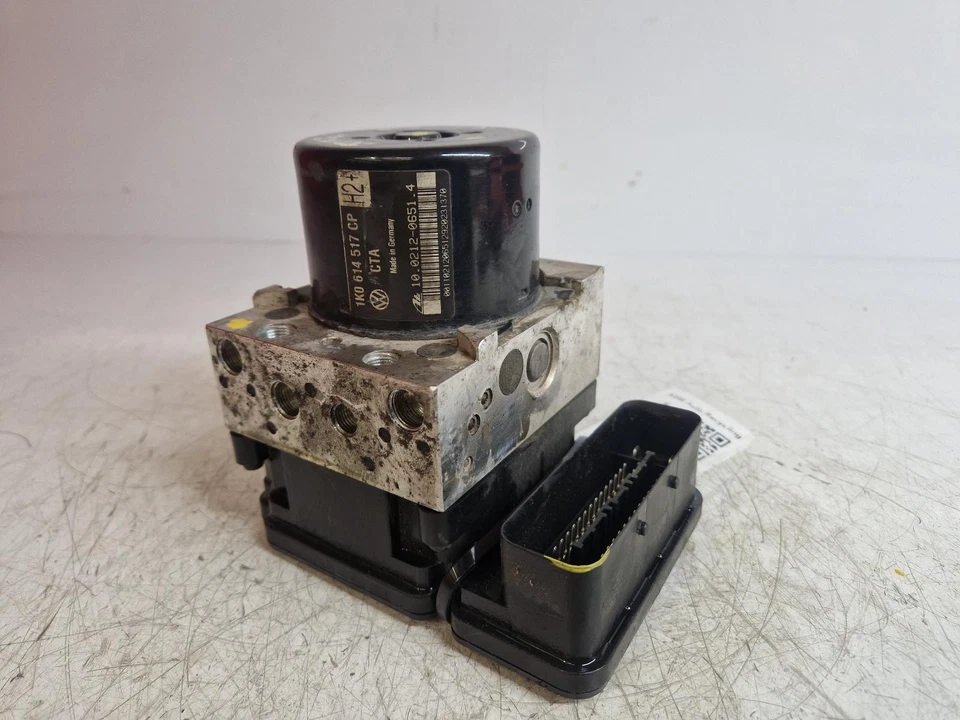 VOLKSWAGEN GOLF 5K MK6 2011 ABS PUMP MODULATOR 1.4L PETROL CGGA 1K0614517DEBEF - Image 4 of 4