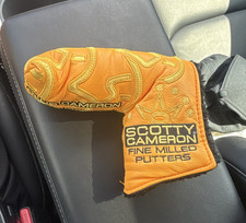 Scotty Cameron Club Cameron 2025 Member Putter Headcover Orange/Gold/Black