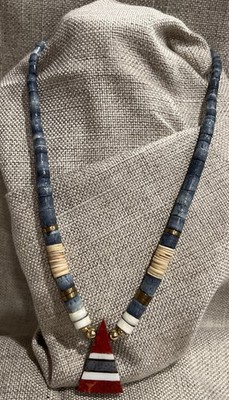 Native American Santo Domingo Pueblo style necklace