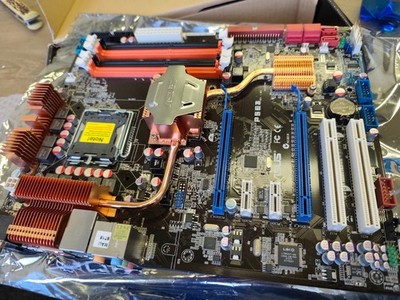 Asus P5E3 /boxed