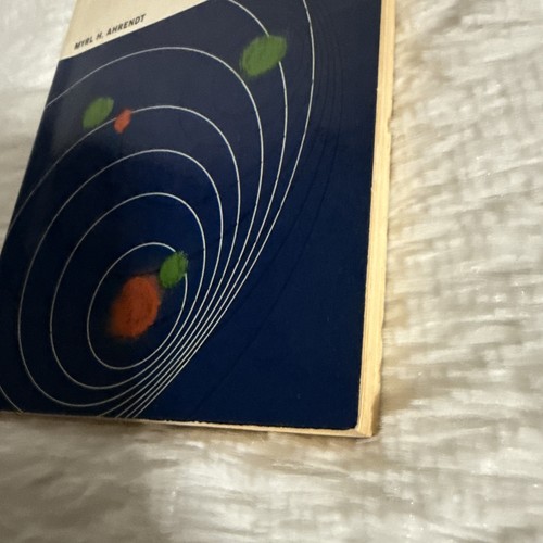 Mathematics Of Space Exploration Holt Library Of Science III PB Myrl H. Ahrendt - Imagen 5 de 12