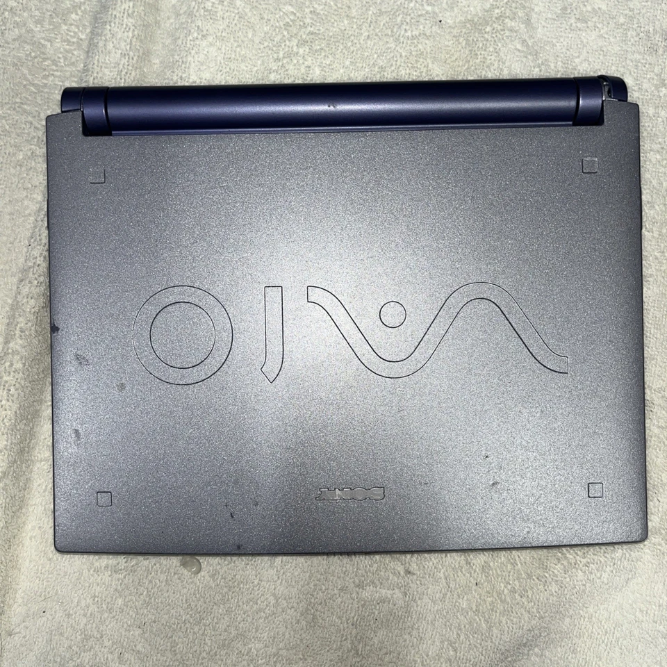 Mini computadora portátil Sony Vaio de colección Intel Celeron @ " paquete Foto 3 de 4