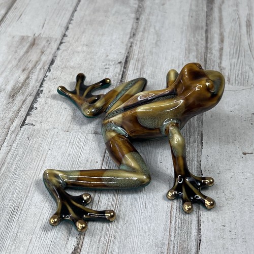 Golden Pond Collection Green And Brown Tree Frog - Photo 4/11